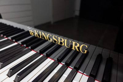 Kingsburg KF-158 Baby Grand Piano