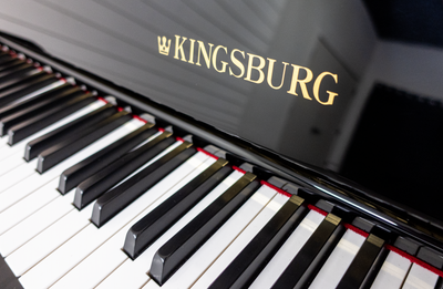 Kingsburg KU-133 Upright Piano