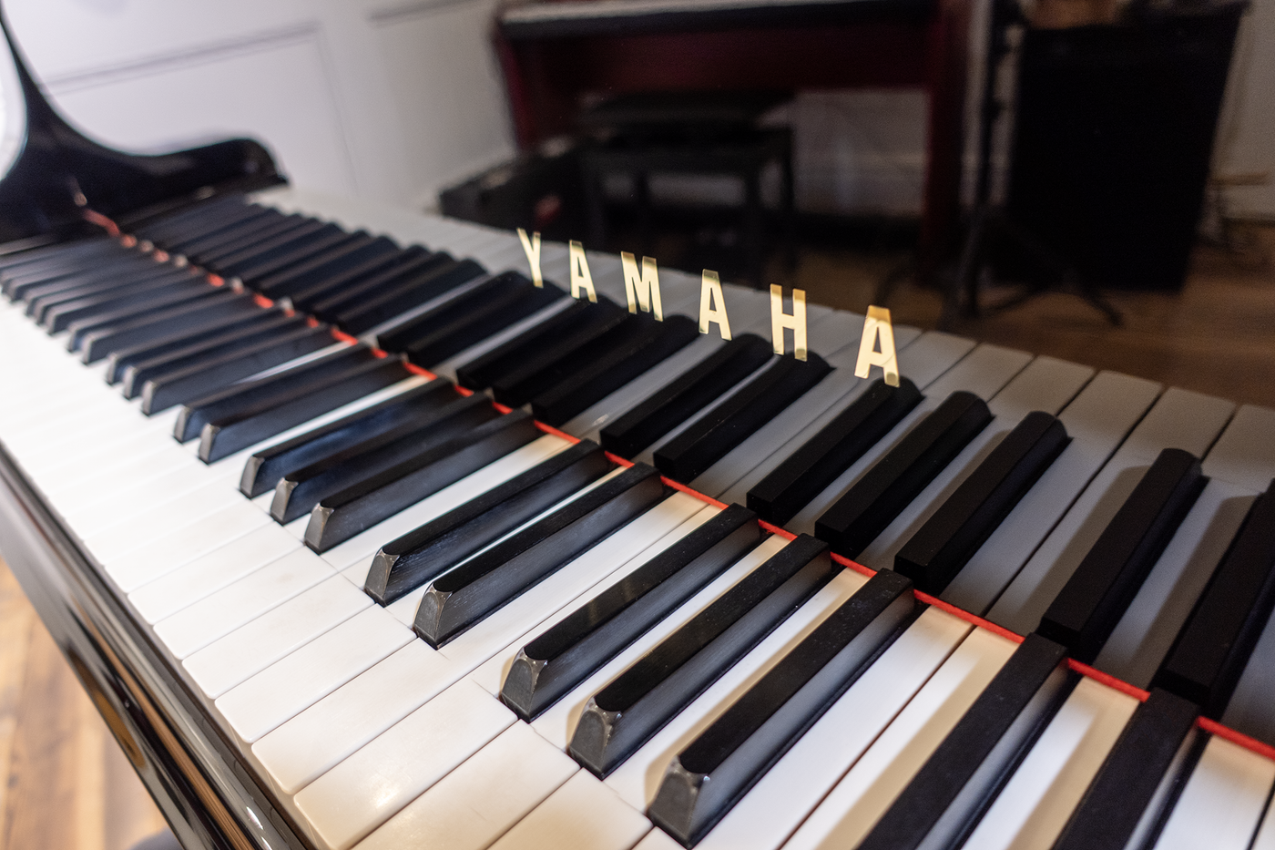 Yamaha C7 Grand Piano