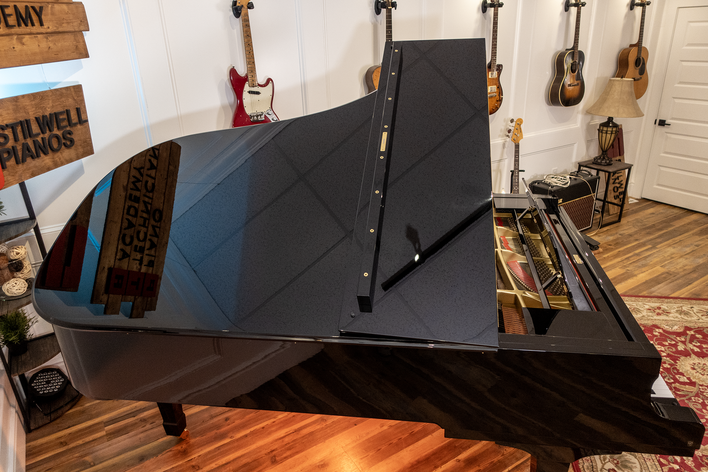 Yamaha C7 Grand Player Piano