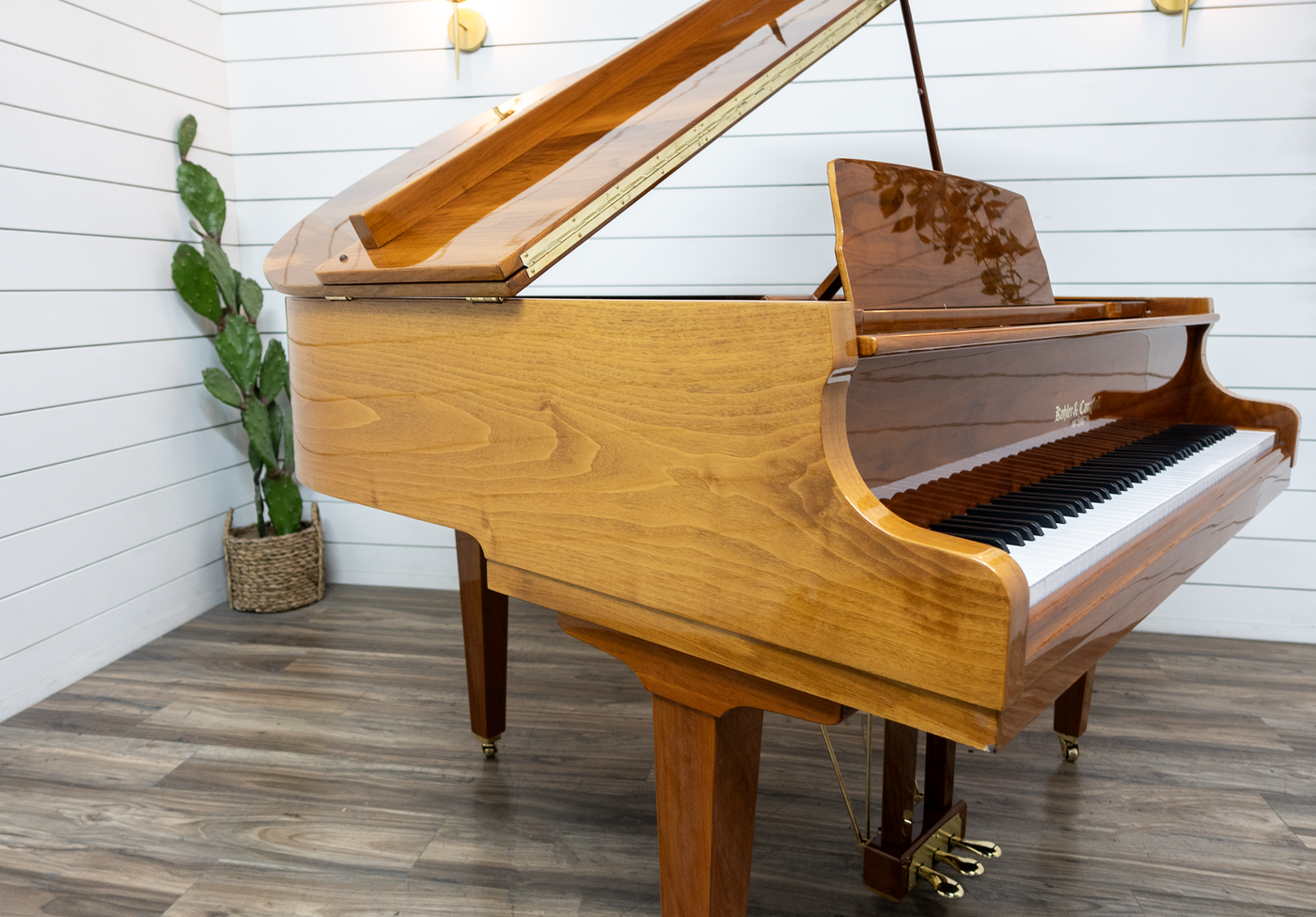 Kohler & Campbell SKG-400 Petite Baby Grand Piano