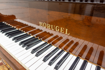 Horugel G-3B Grand Piano
