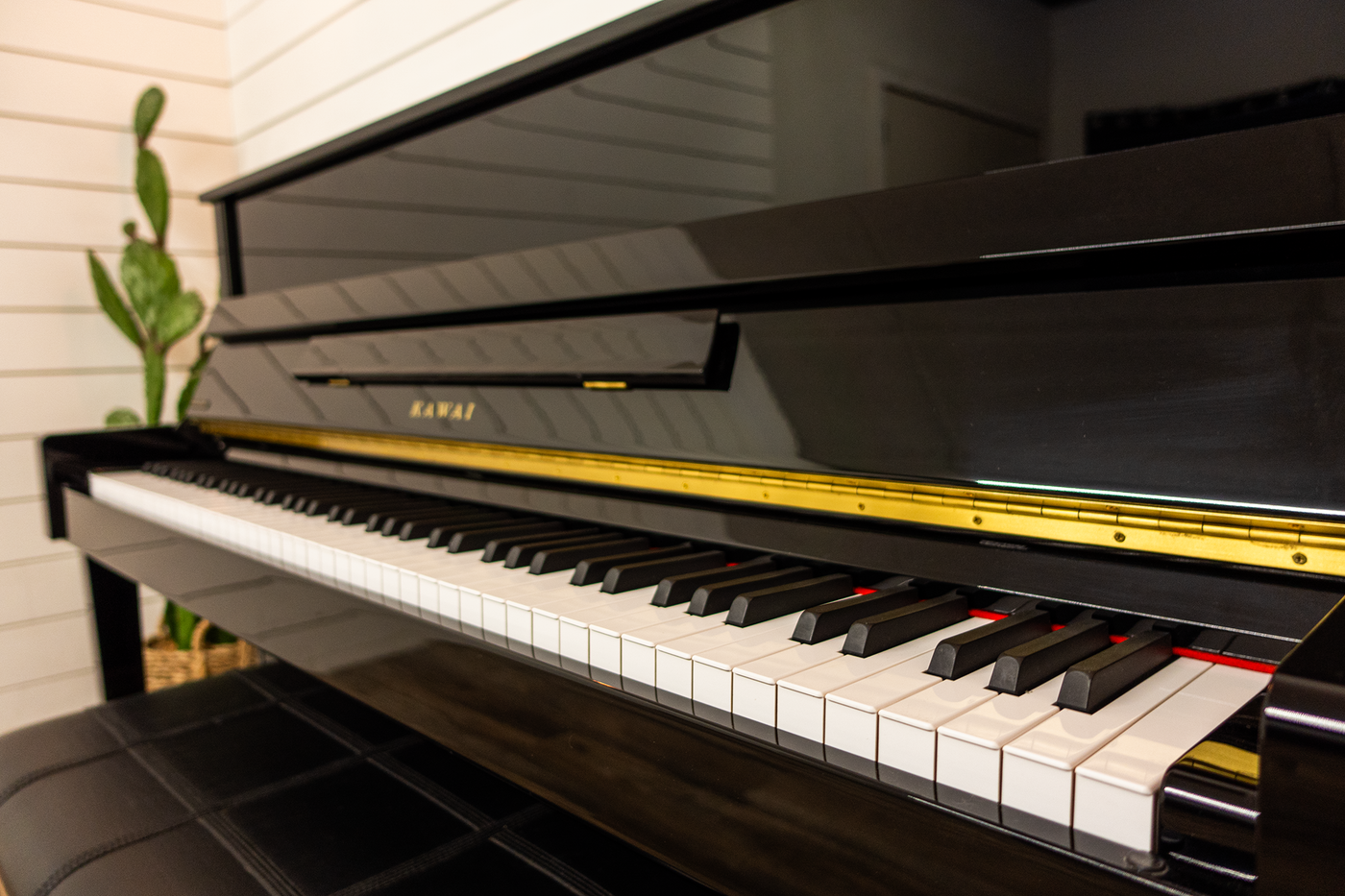 Kawai K-18EAL Upright Piano