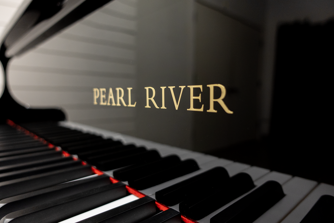 Pearl River GP170 Baby Grand Piano