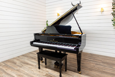 Young Chang TG-150 Baby Grand Piano