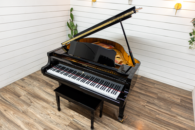 Young Chang TG-150 Baby Grand Piano