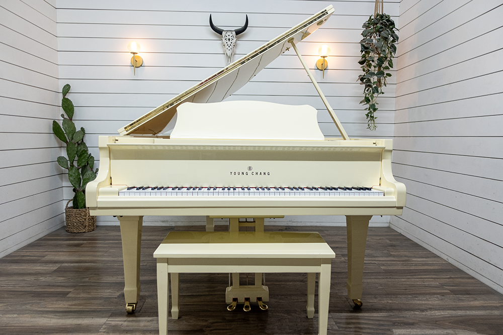 Young Chang G-185 Grand Piano