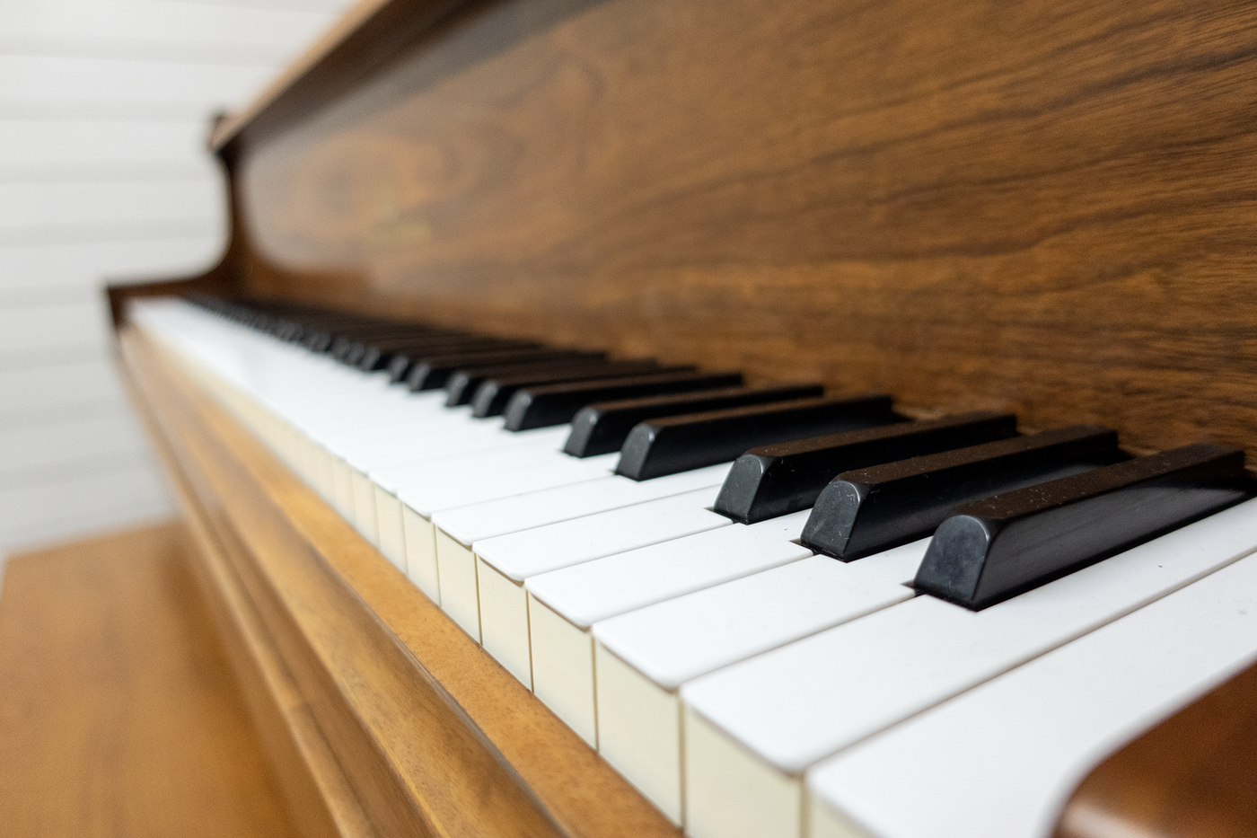 Story & Clark Baby Grand Piano