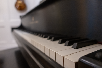 Steinway & Sons M Parlor Grand Piano