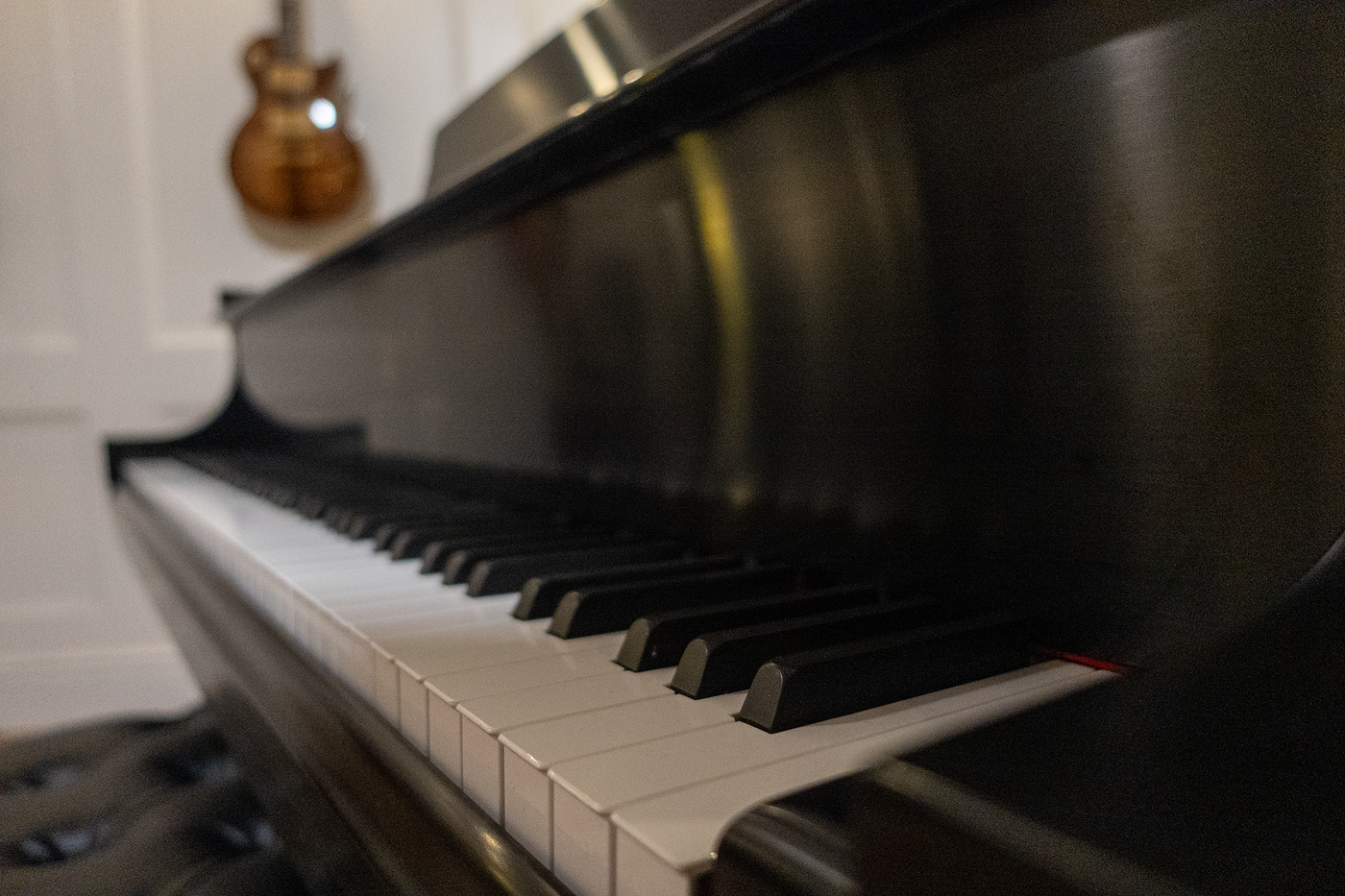 Steinway & Sons M Parlor Grand Piano