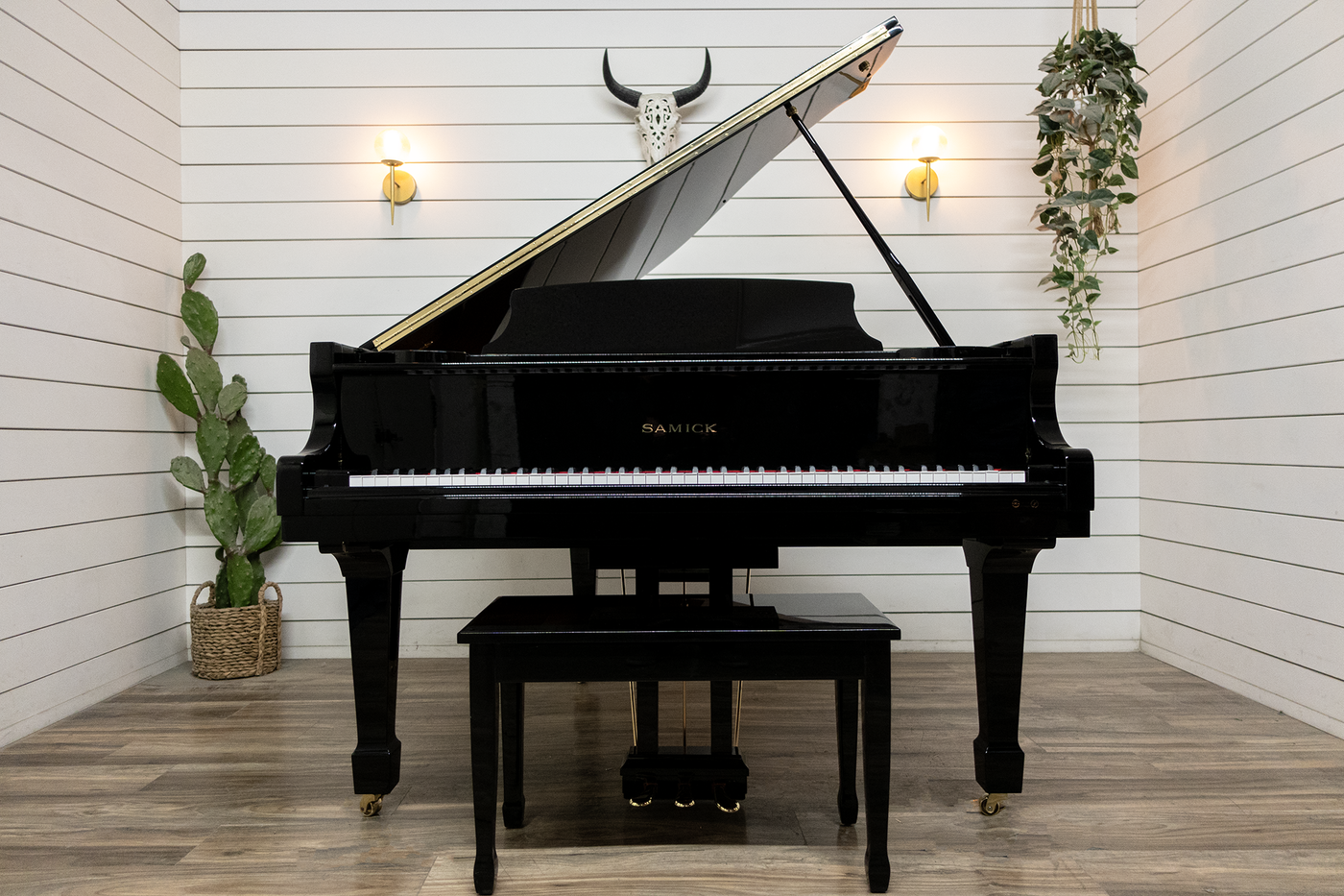 Samick SG-155 Baby Grand Piano