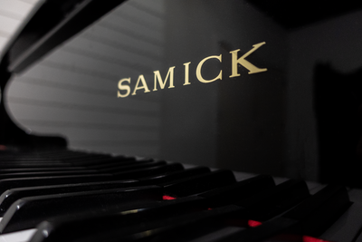 Samick SG-155 Baby Grand Piano