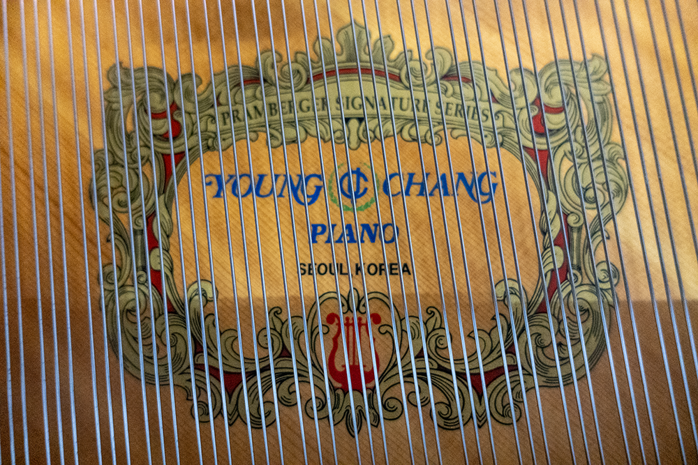 Young Chang Pramberger PG-185 Grand Piano