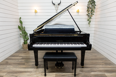 Yamaha G5 Grand Piano