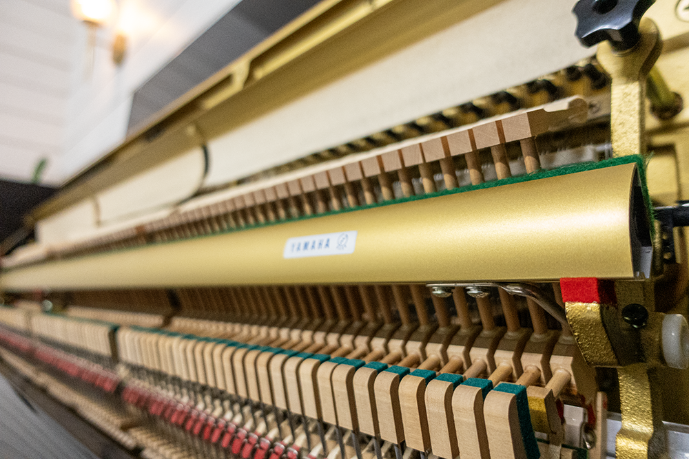 Yamaha U10 Upright Piano