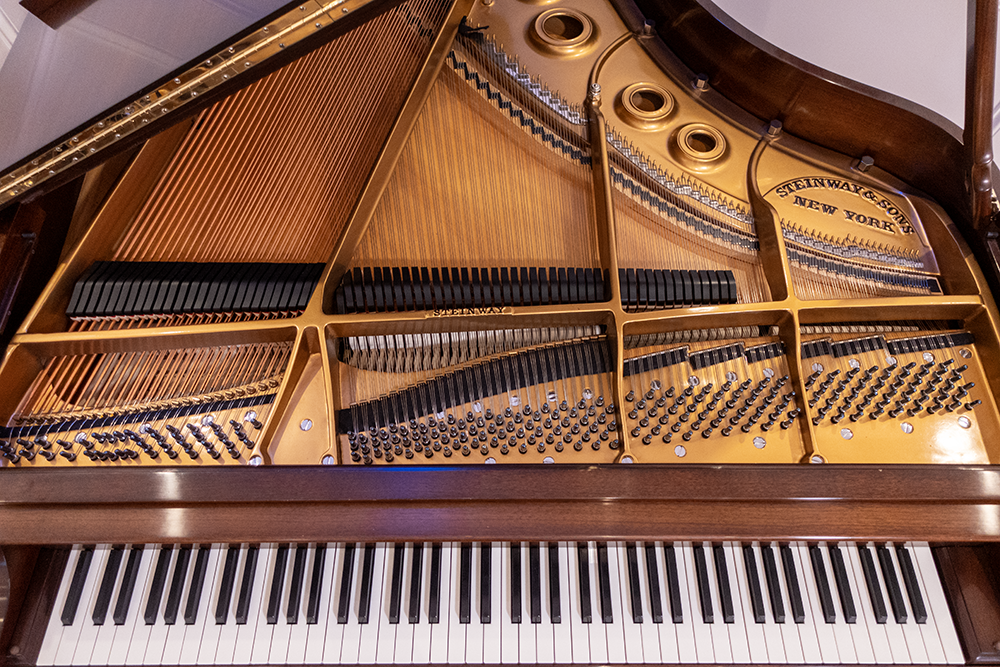 Steinway & Sons L Parlor Grand Piano