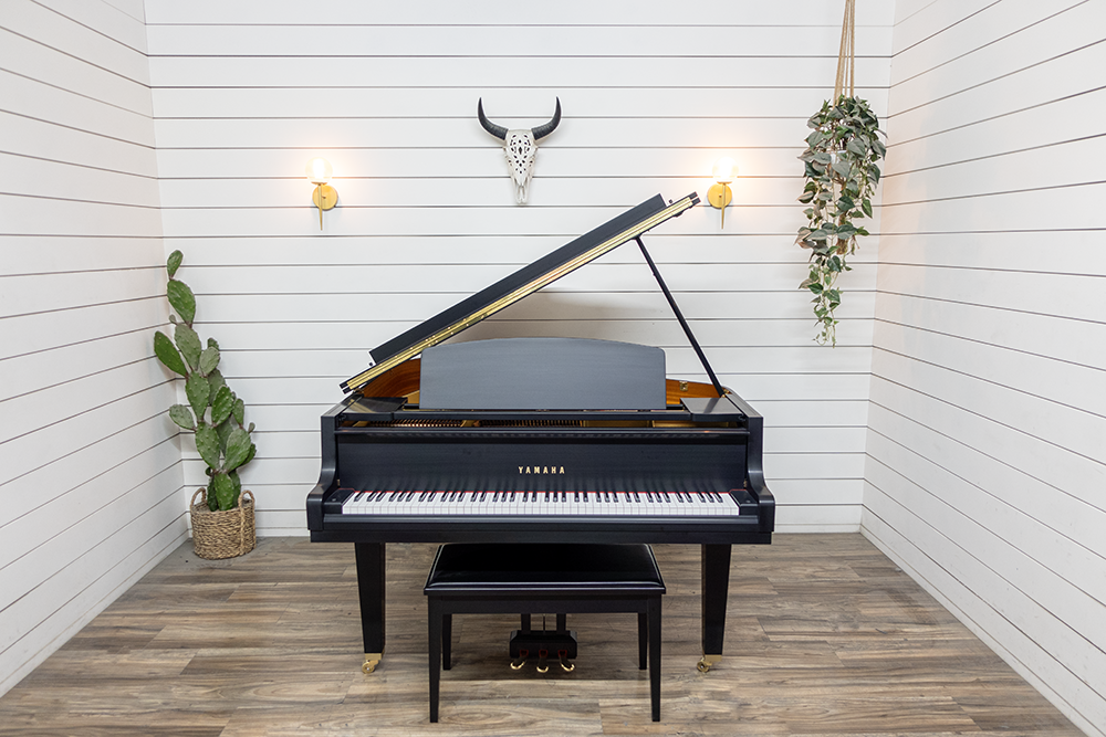 Yamaha GH1 Baby Grand Piano