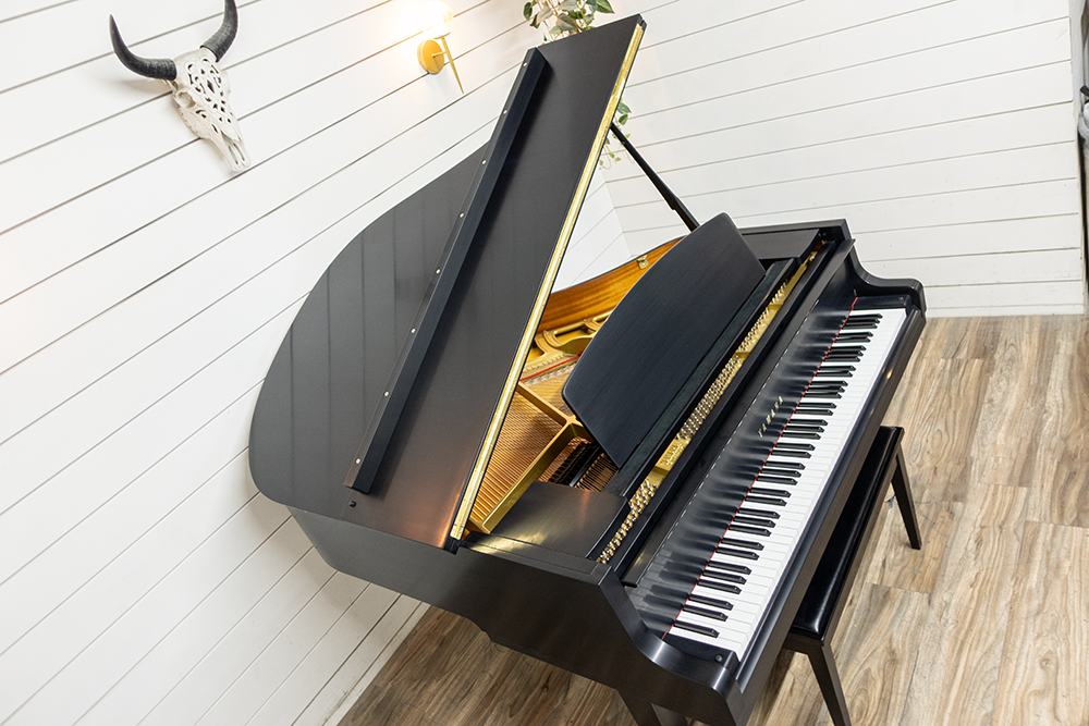 Yamaha GH1 Baby Grand Piano