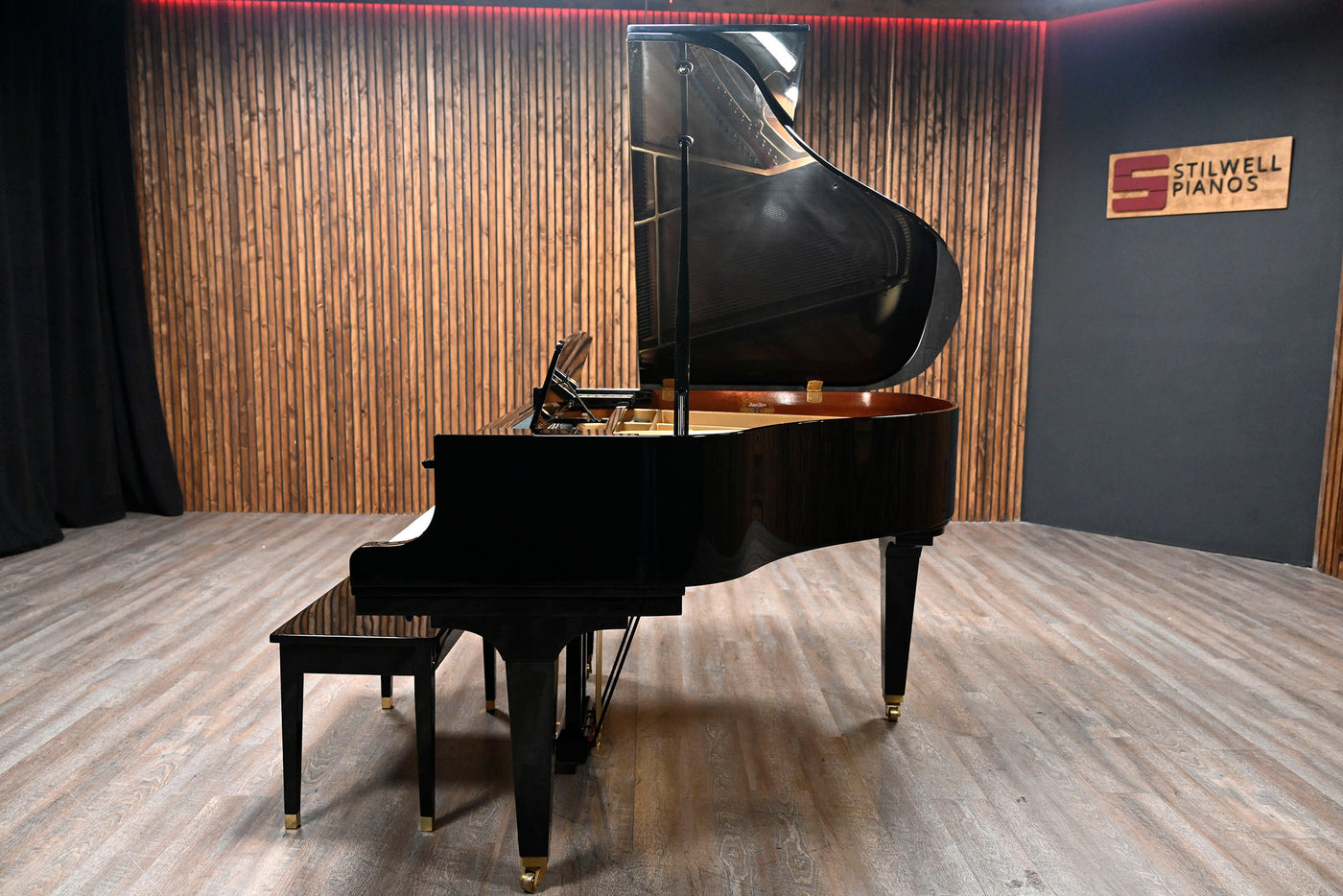 Kawai GM-10K Petite Baby Grand Piano