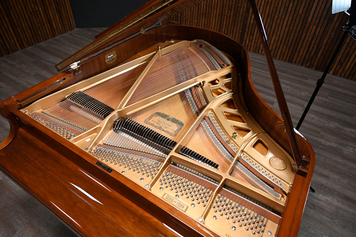 Kawai KG-2D Parlor Grand Piano