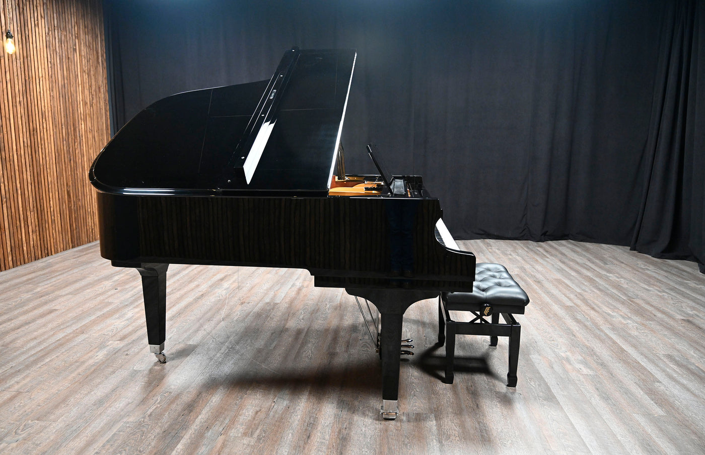 Johannes Seiler GS-175 Parlor Grand Piano