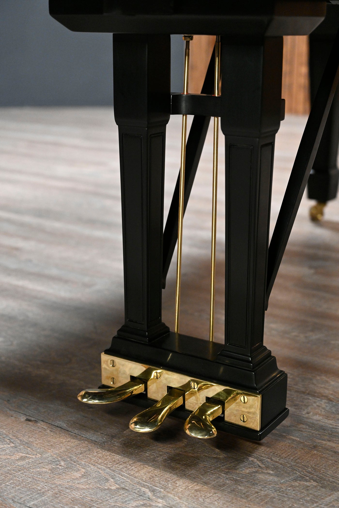 Steinway & Sons L Parlor Grand Piano