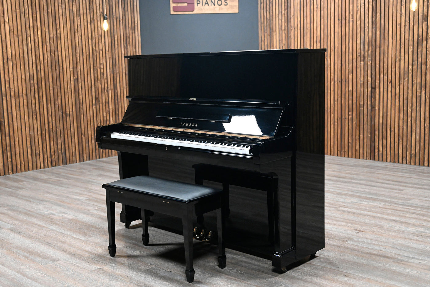 Yamaha U2 Upright Piano