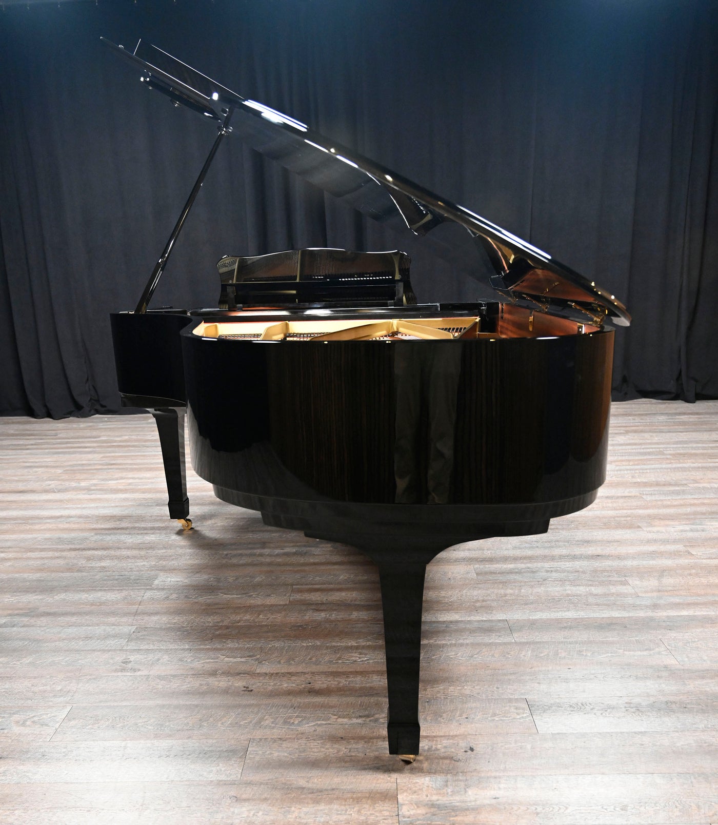 Yamaha C7 Semi-Concert Grand Piano