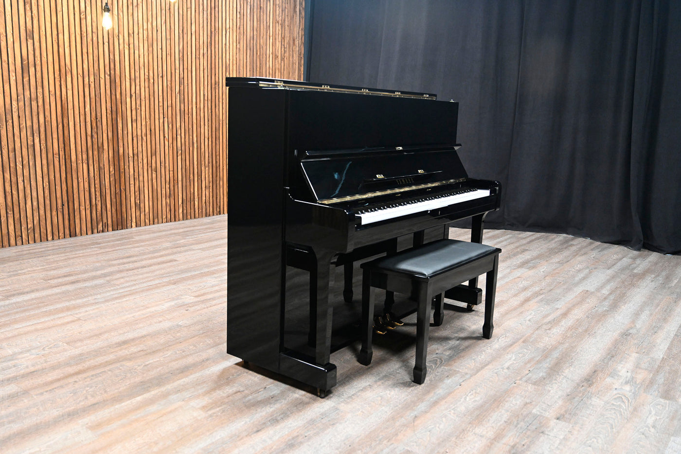 Yamaha U1 Upright Piano