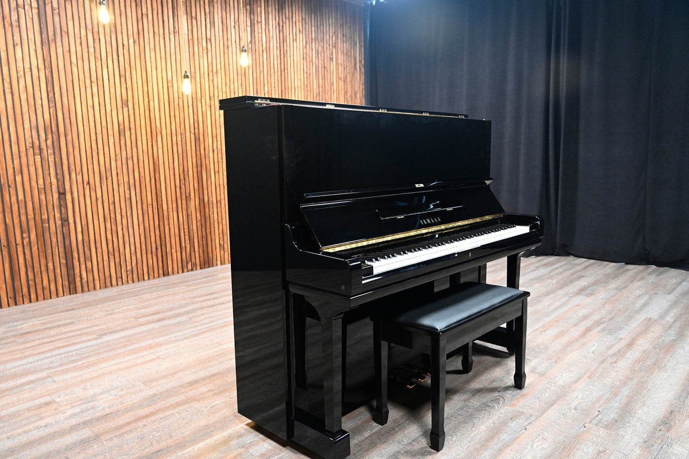 Yamaha U3 Upright Piano