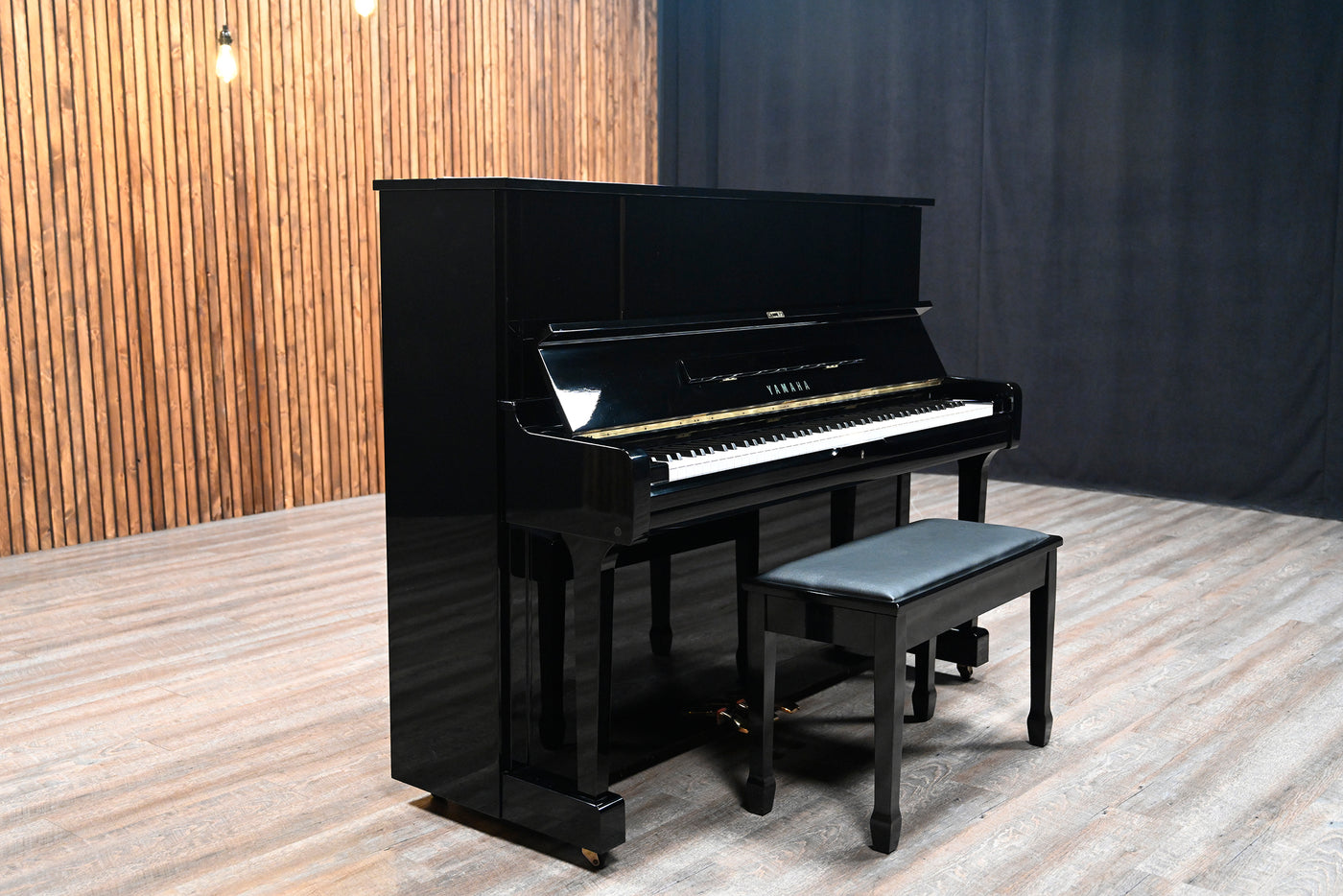 Yamaha UX-1 Upright Piano