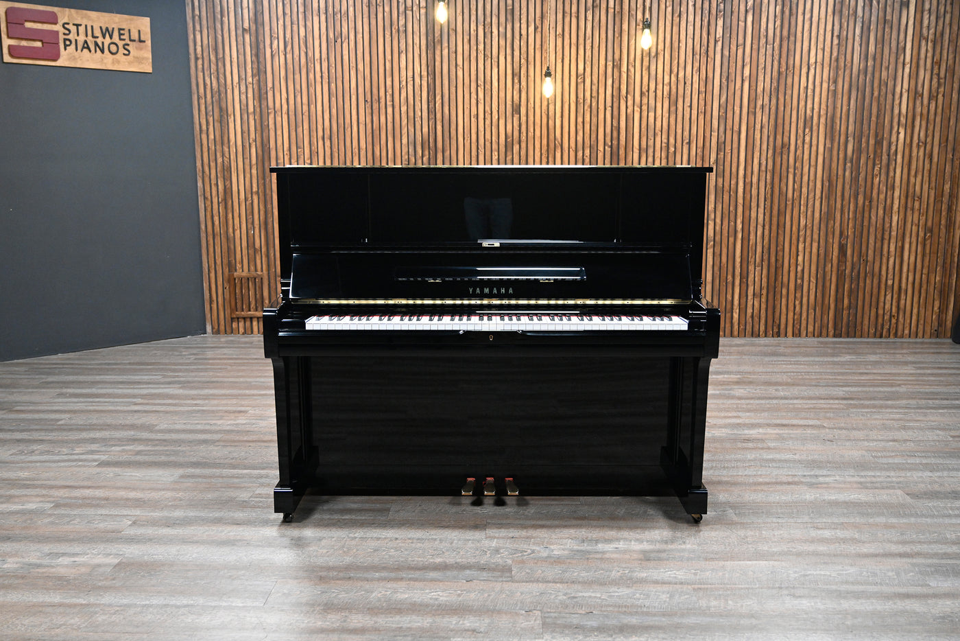 Yamaha UX-1 Upright Piano