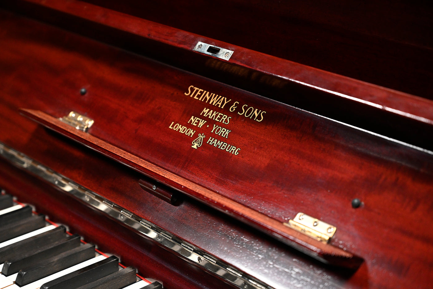 Steinway & Sons Vertegrand Upright Piano