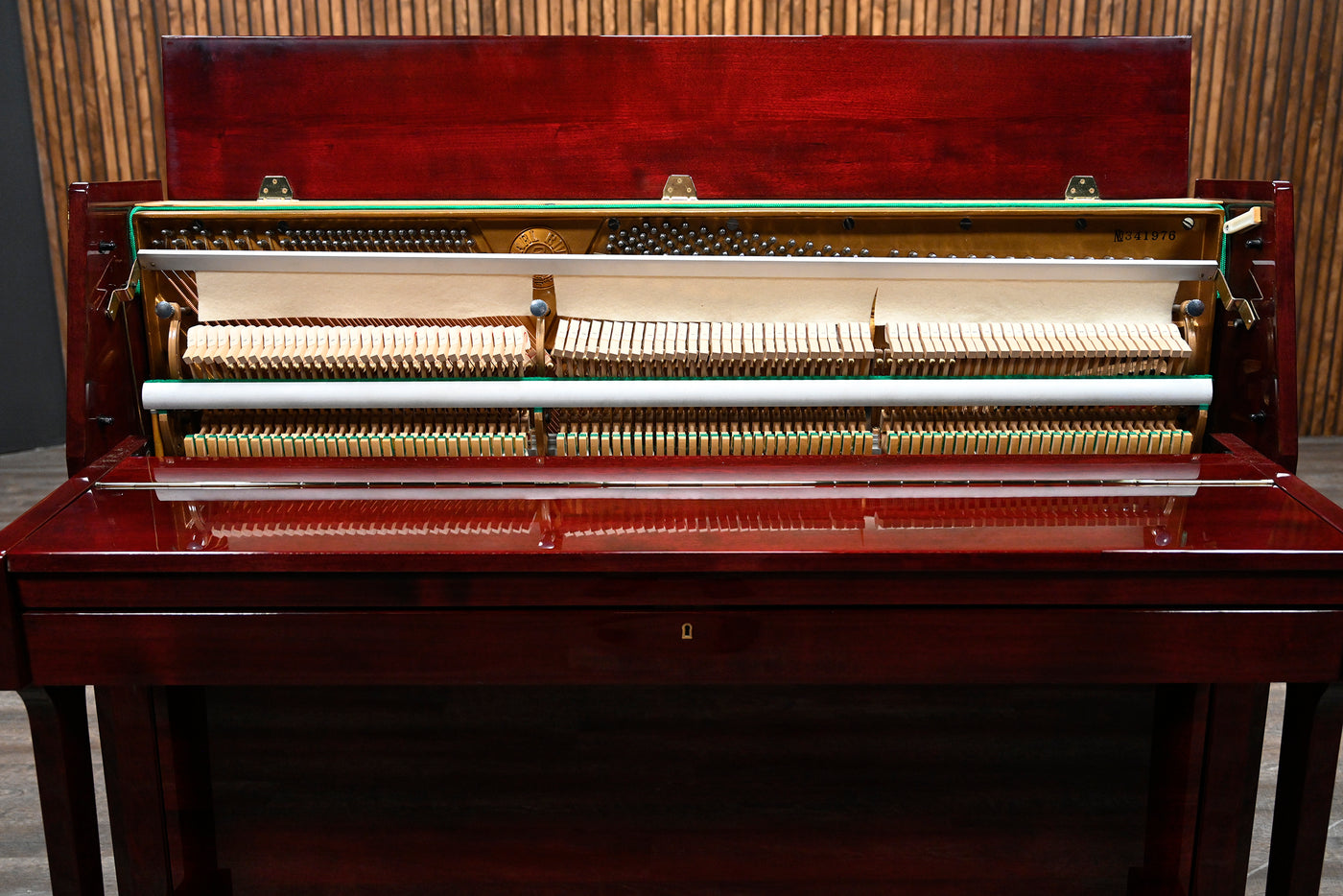 Pearl River UP-108M Upright Piano