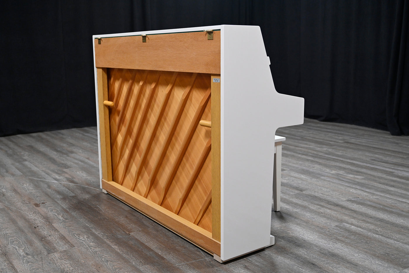Young Chang E-102 Upright Piano