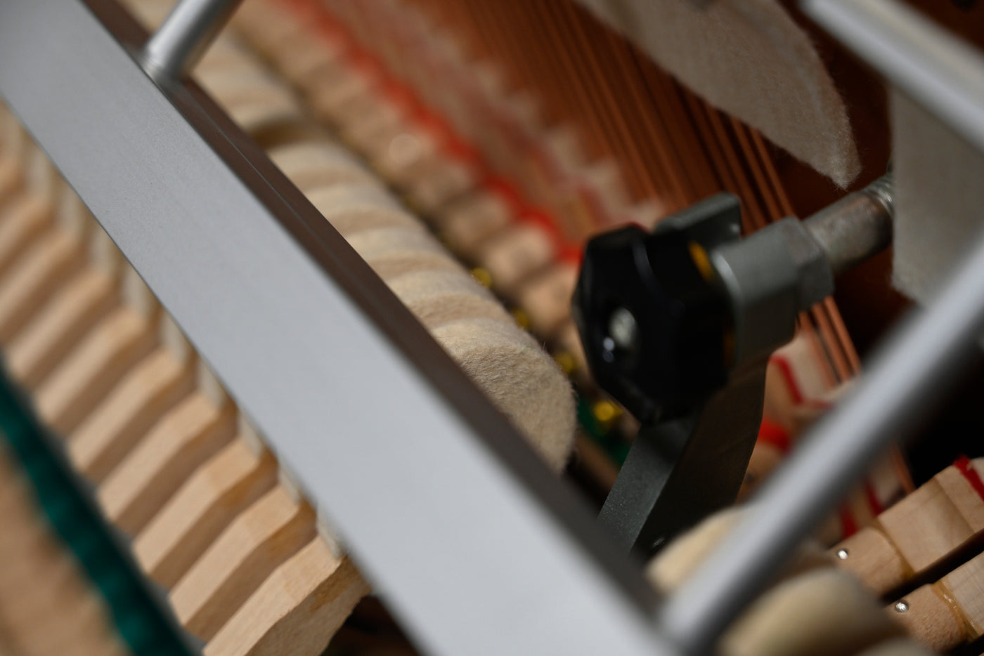 Young Chang E-102 Upright Piano