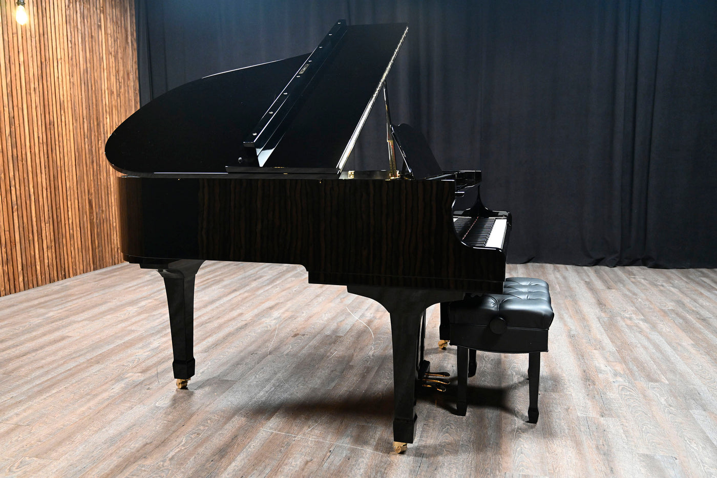 Yamaha G1 Baby Grand Piano
