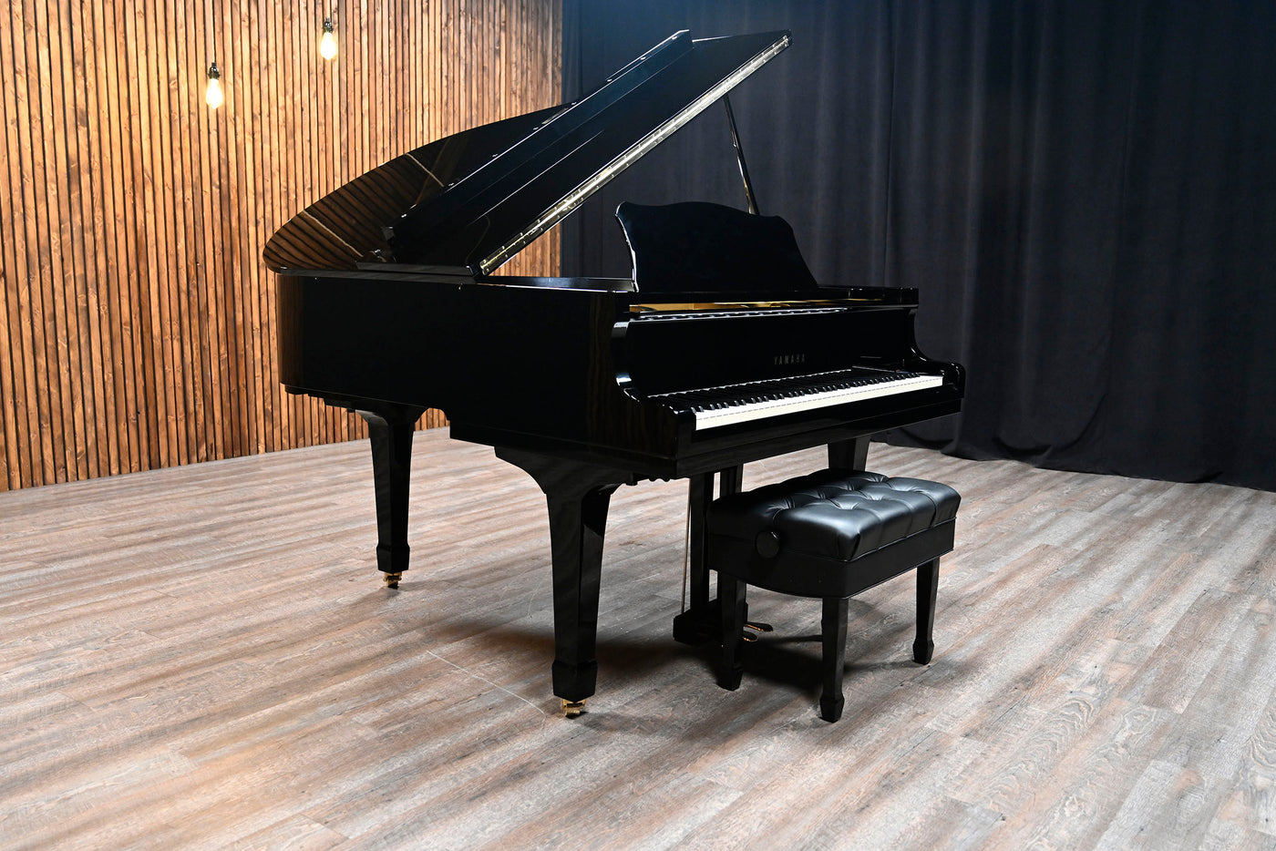 Yamaha G1 Baby Grand Piano