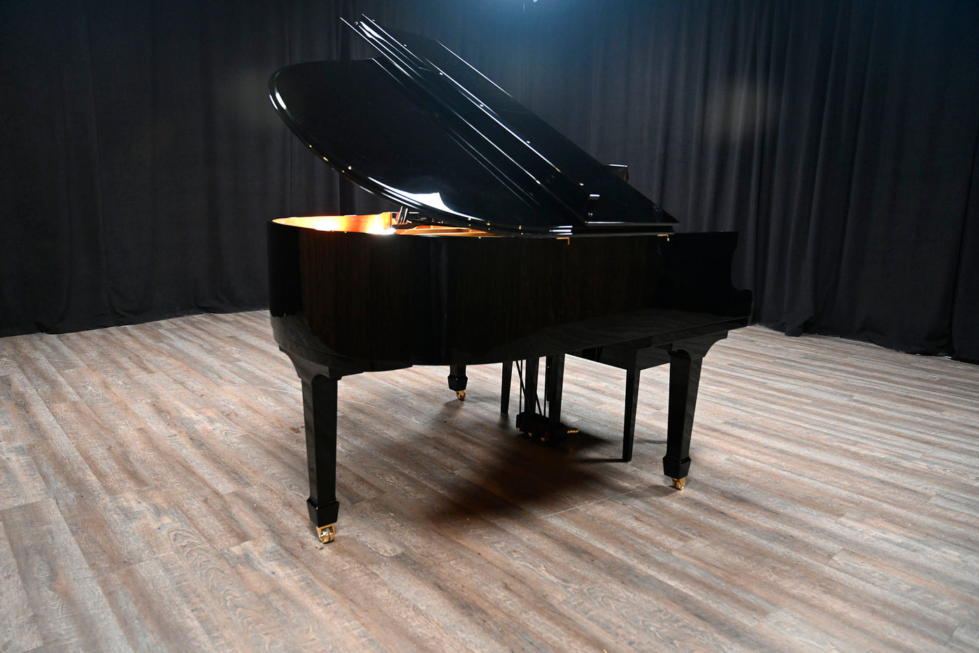 Henry F Miller HMG63EP Baby Grand Piano