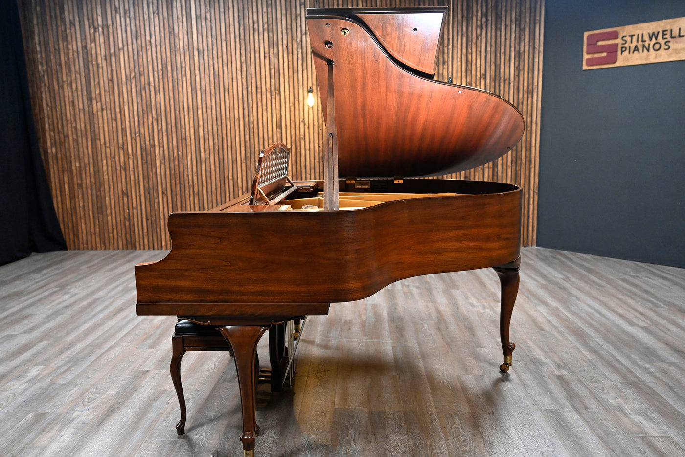Kimball Viennese 5203 Baby Grand Piano
