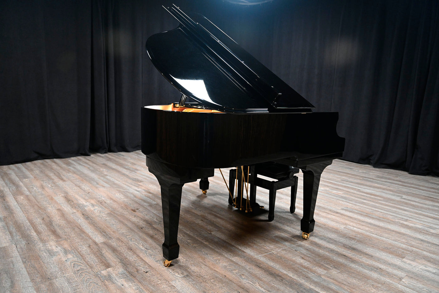 Samick SIG-50D Baby Grand Piano