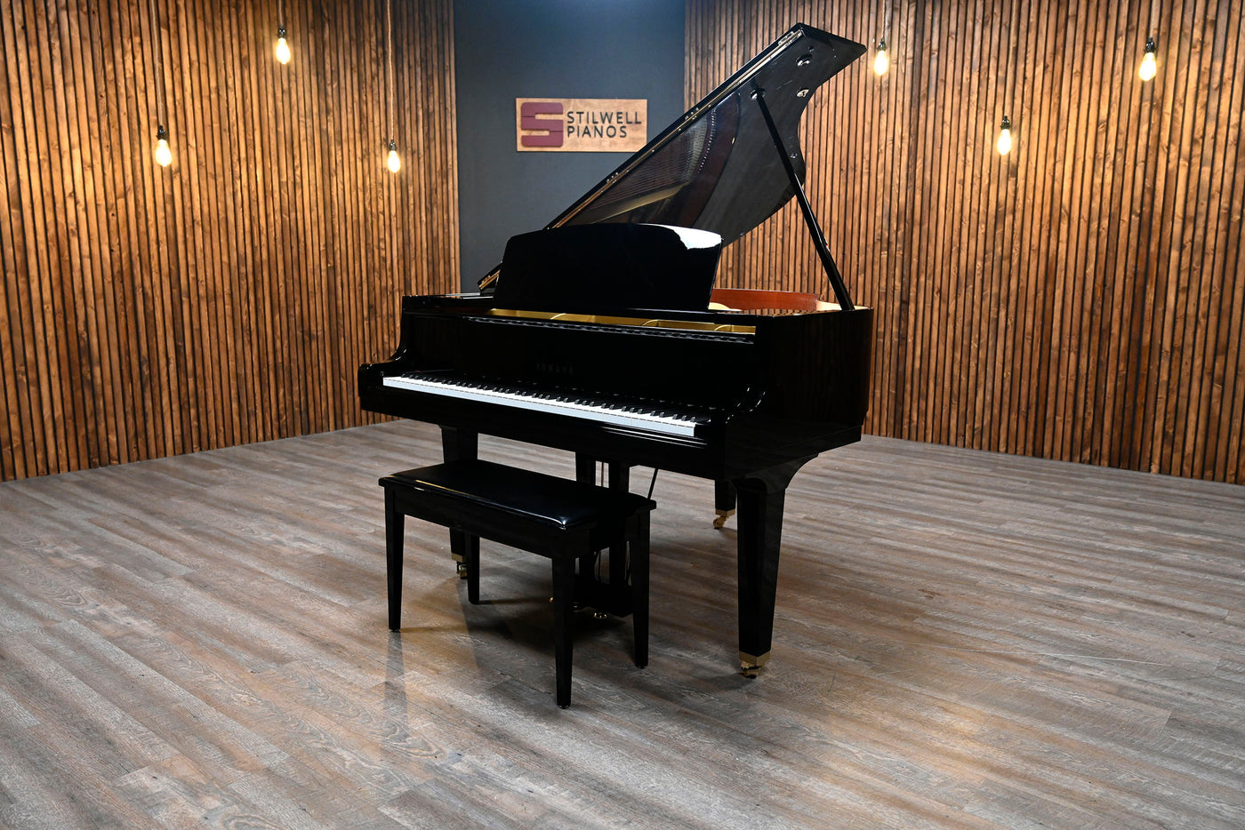Yamaha GH1 Baby Grand Piano