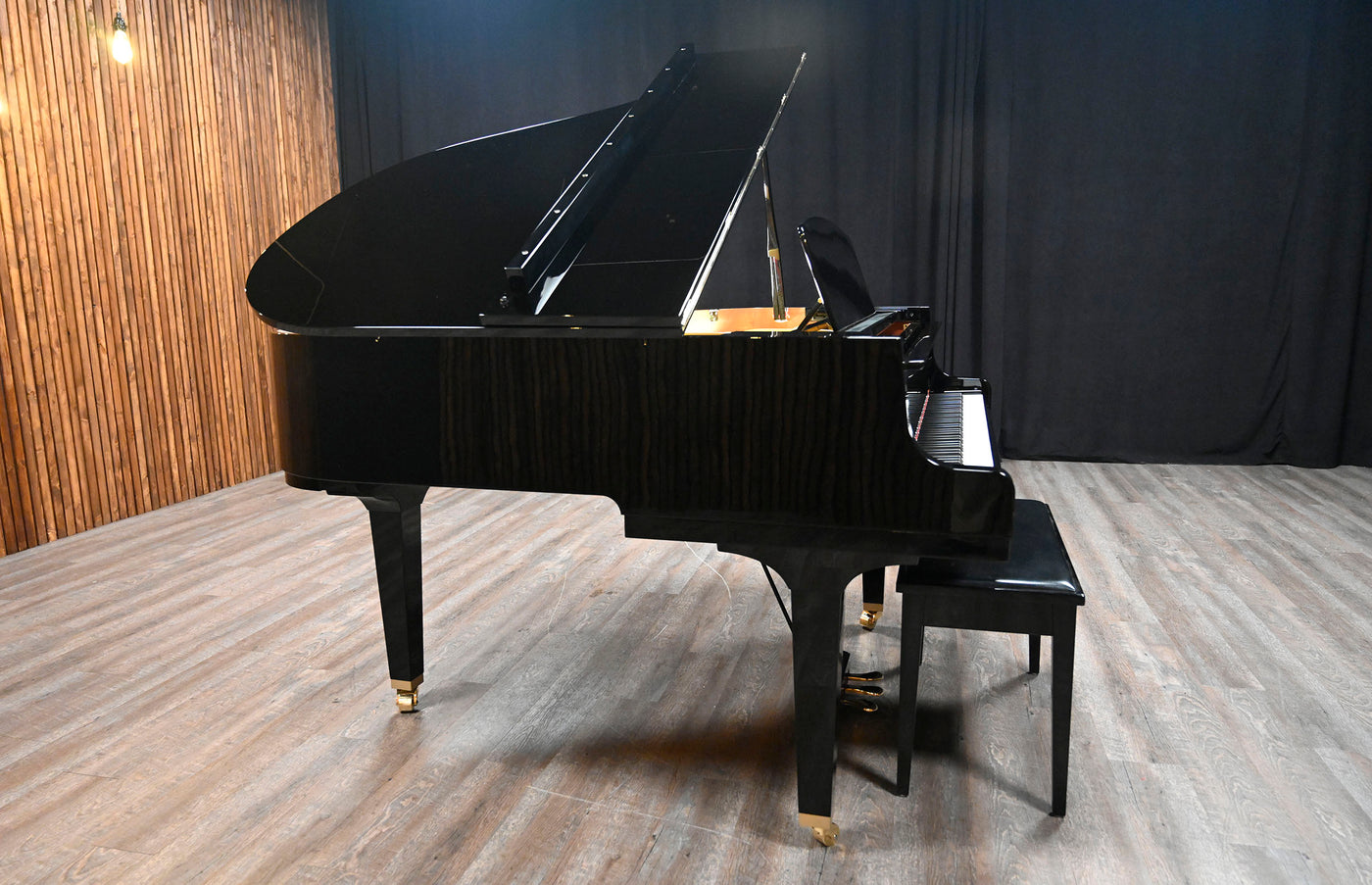 Yamaha GH1 Baby Grand Piano