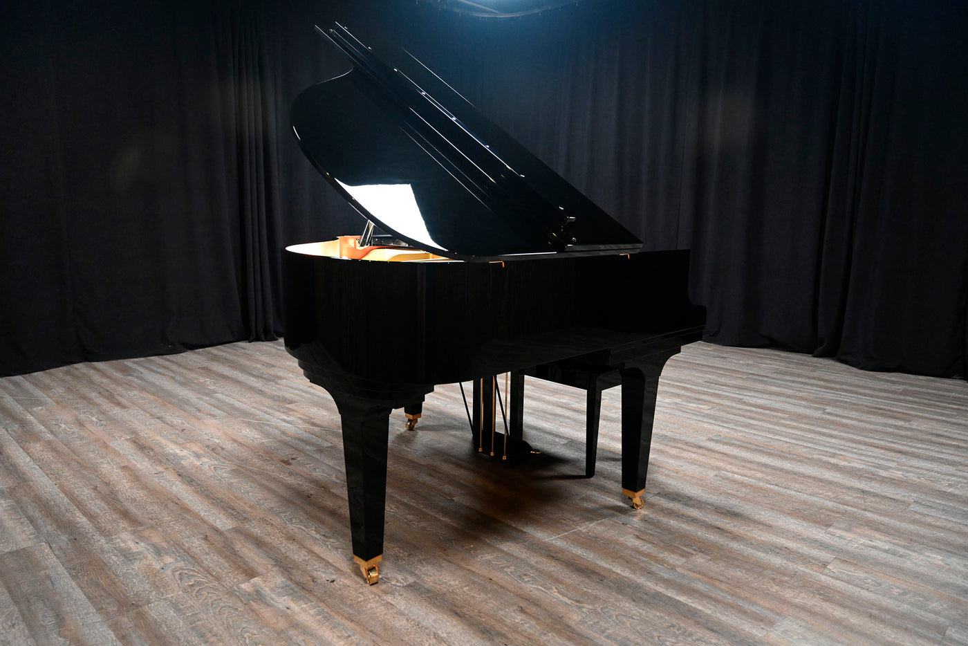 Kawai GE-1 Baby Grand Piano