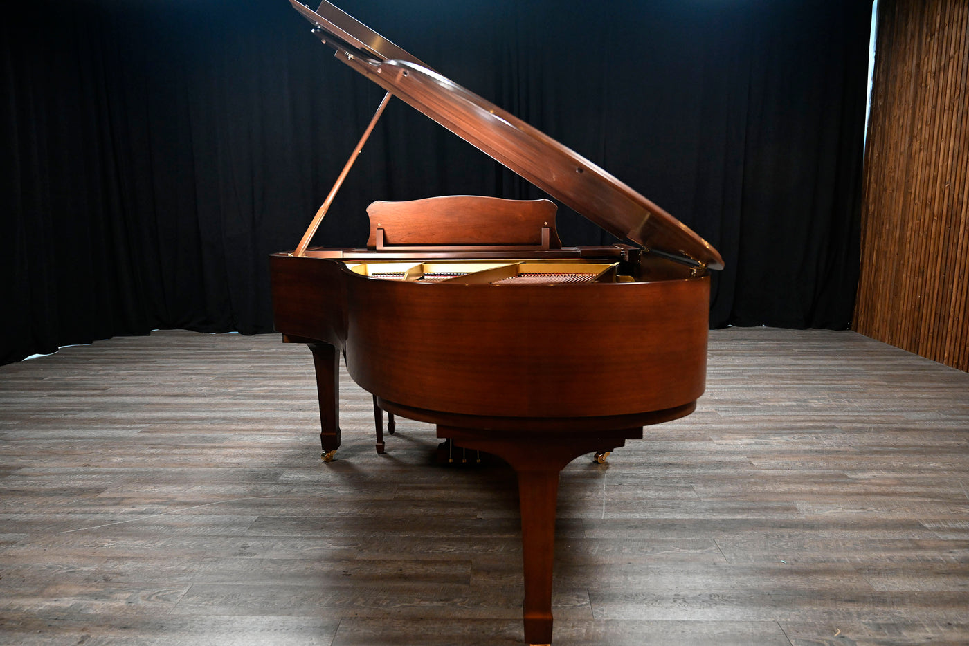 Yamaha C3 Grand Piano