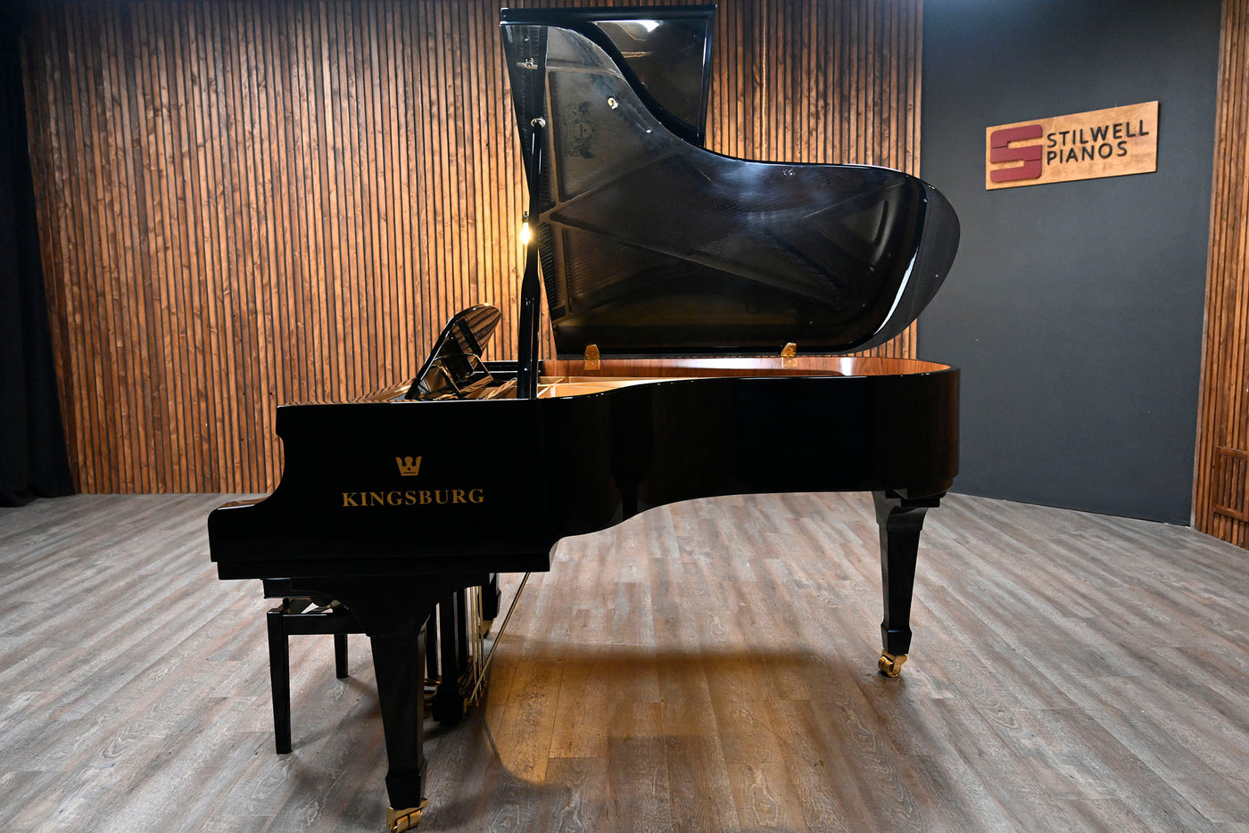 Kingsburg KF-185 Grand Piano