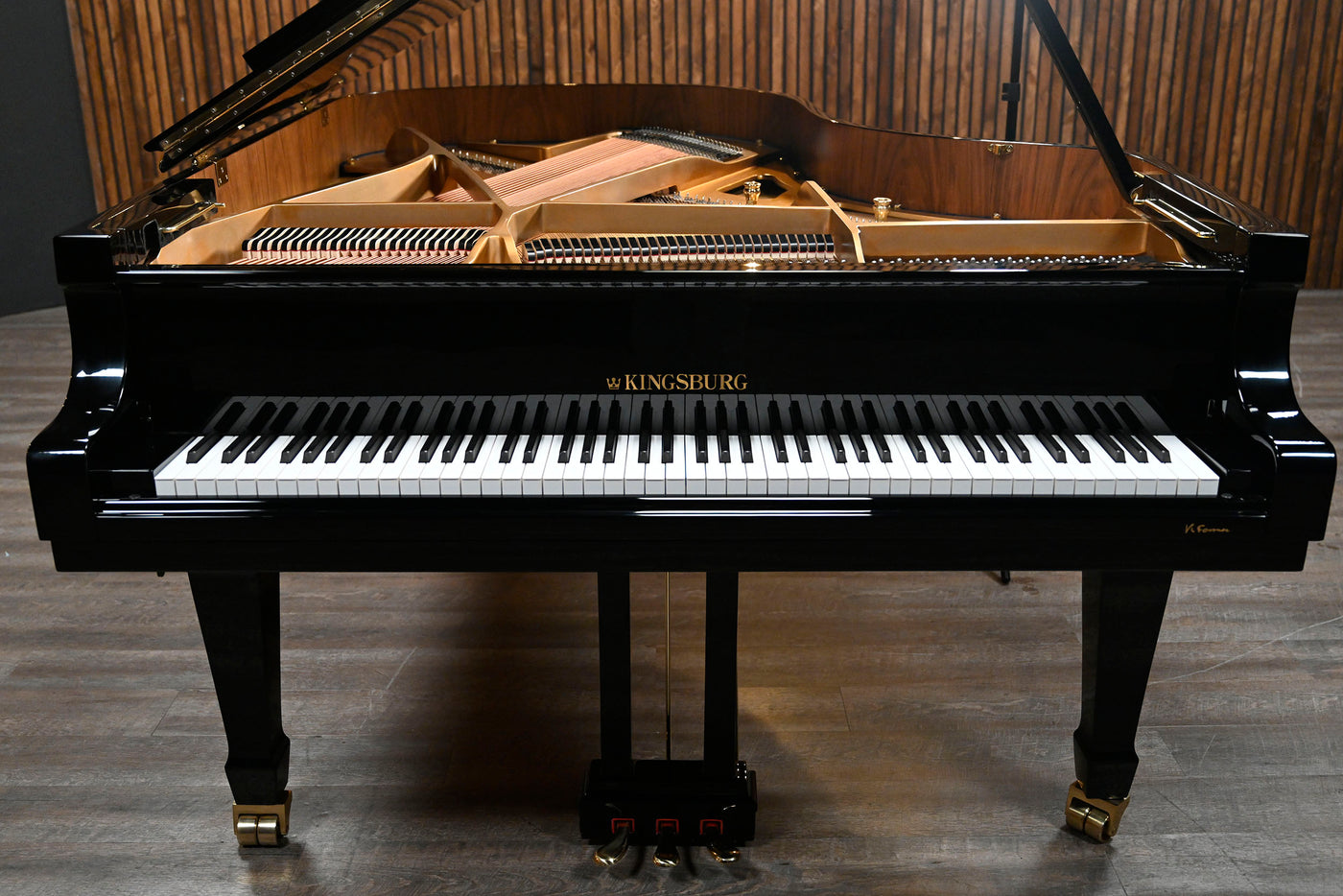 Kingsburg KF-185 Grand Piano