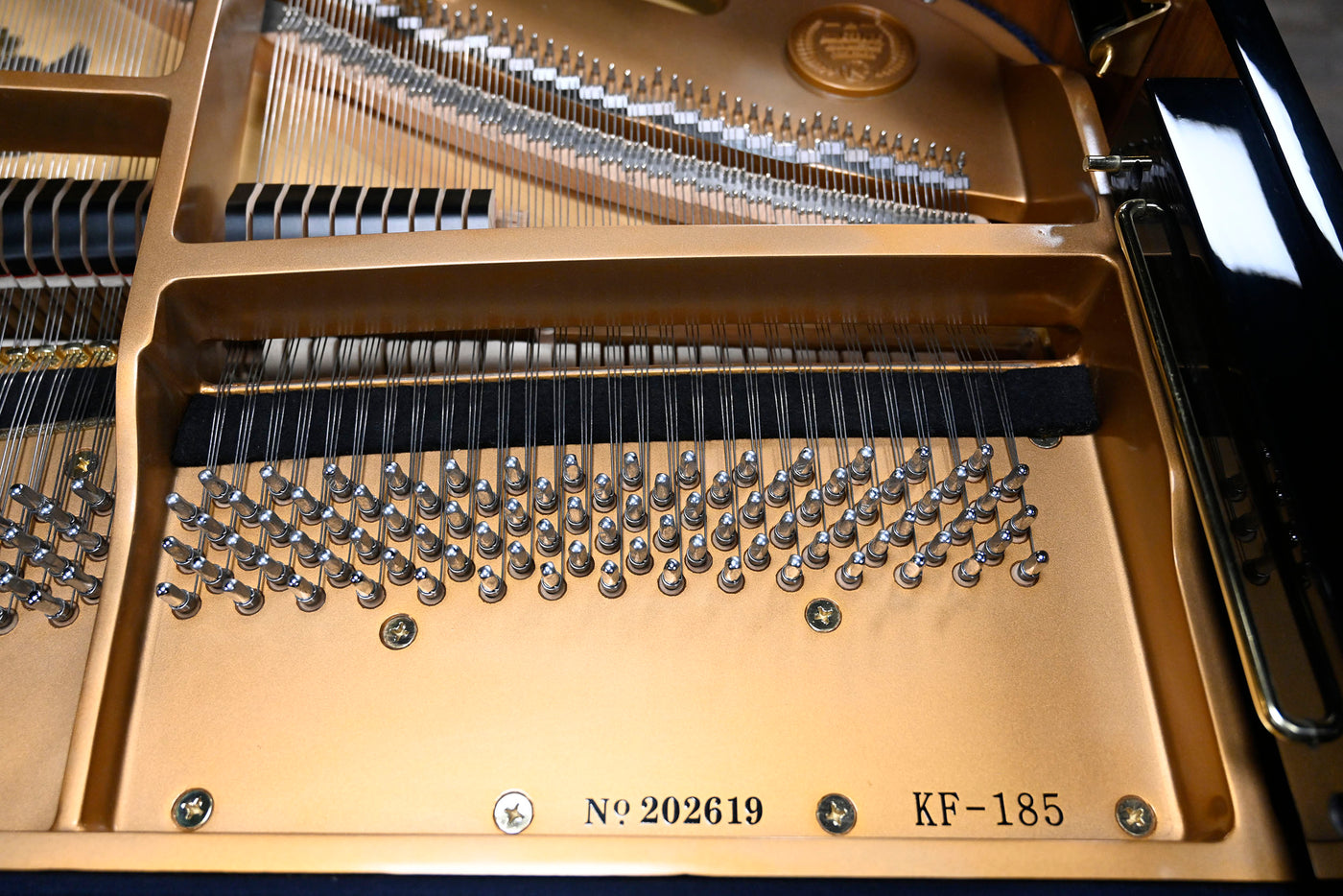 Kingsburg KF-185 Grand Piano