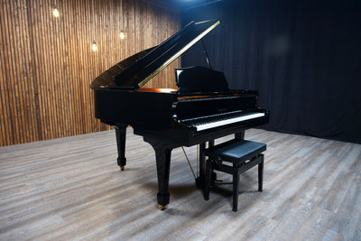 Samick SIG-50 Baby Grand Piano