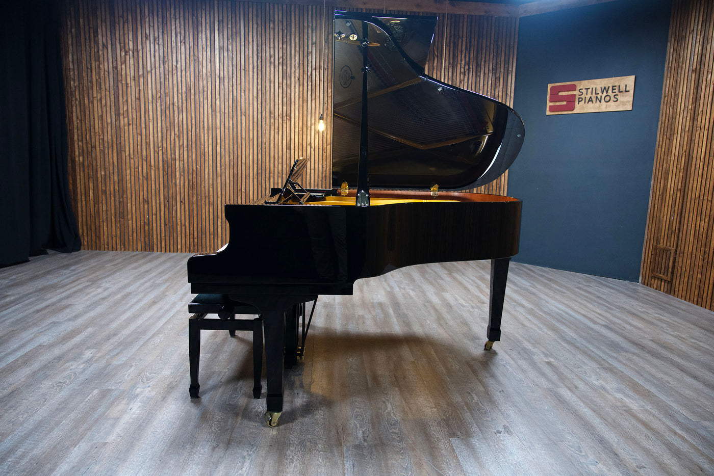 Petrof IV Parlor Grand Piano